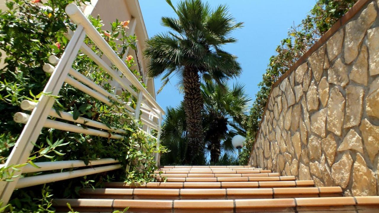 Casa Vacanze Ferdinandea Шака Екстериор снимка